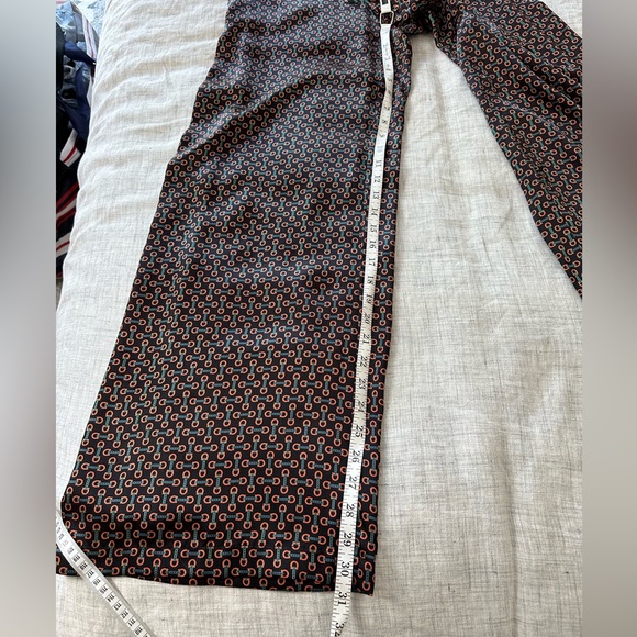 Alice & Trixie silk charmeuse piped drawstring lounge pants in horsebit print. - Picture 7 of 9